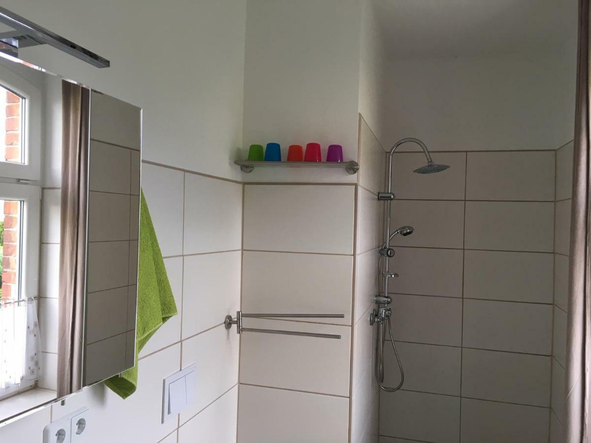 Ferienwohnung An Der Berliner Seenkette 슈베린 외부 사진