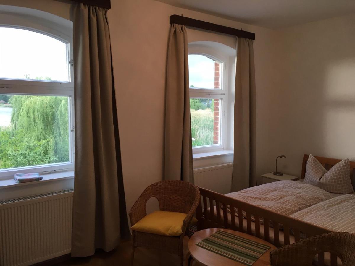 Ferienwohnung An Der Berliner Seenkette 슈베린 외부 사진